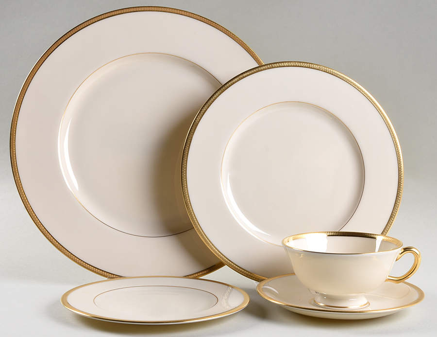 Windsor (Gold Backstamp) 5 Piece Place Setting by Lenox-1