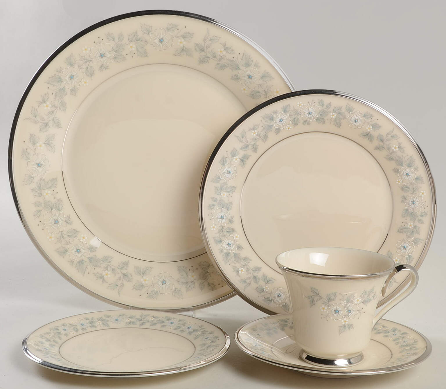 Windsong 40 Piece Estate Set by Lenox-1
