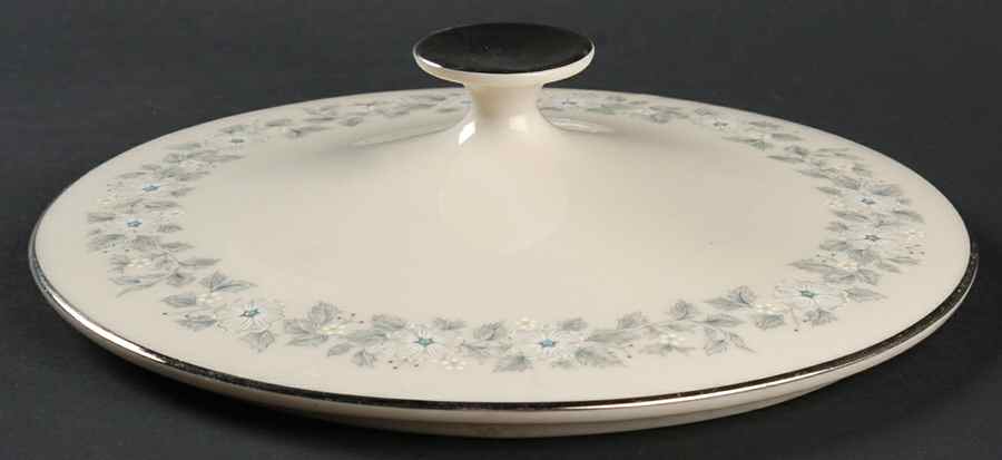 Windsong Lid for Round Vegetable by Lenox-1