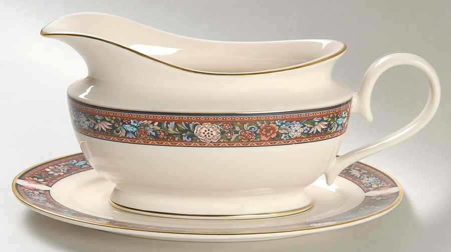 Witherspoon 1999 Shape Gravy Boat & Underplate by Lenox-1