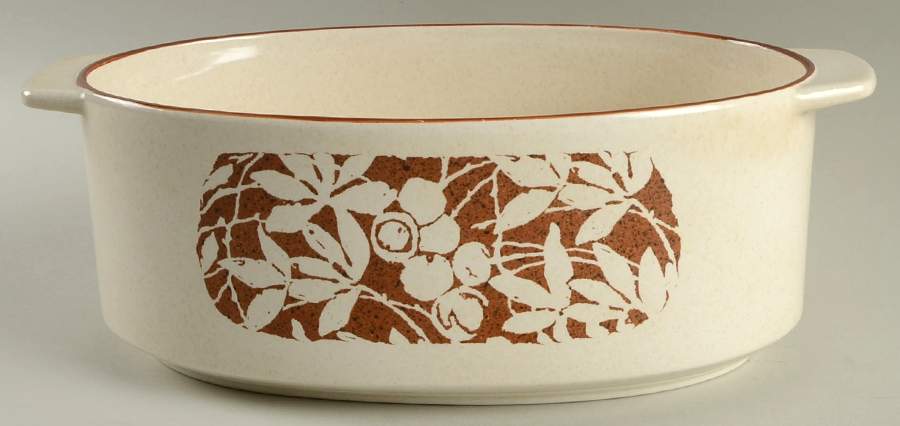 Woodspice (Trim On Edge) 2.5 Quart Oval Covered Casserole by Lenox-1