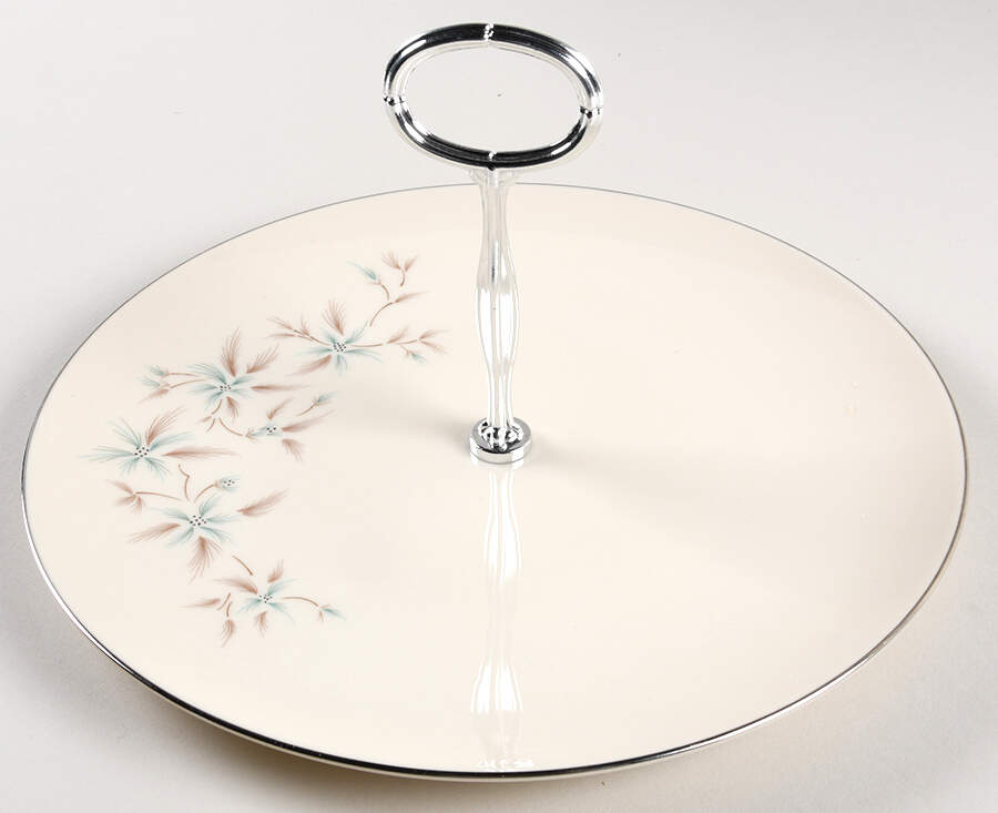 Wyndcrest Round Serving Plate with Center Handle (Dp) Hc by Lenox-1