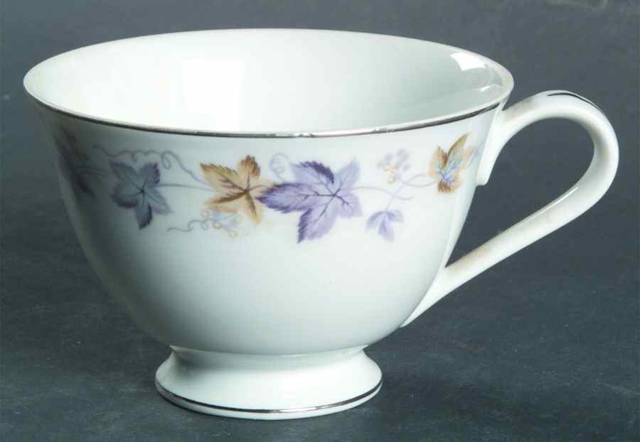 Melody Footed Cup by Lady Anne-1