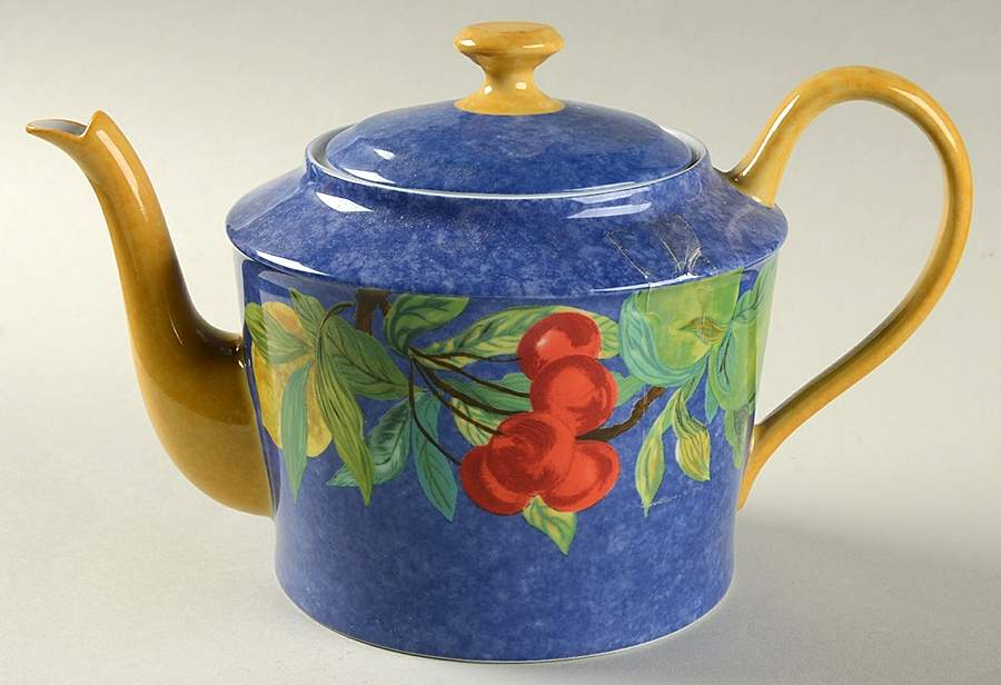 Jardin Bleu Teapot & Lid by Laure Japy-1