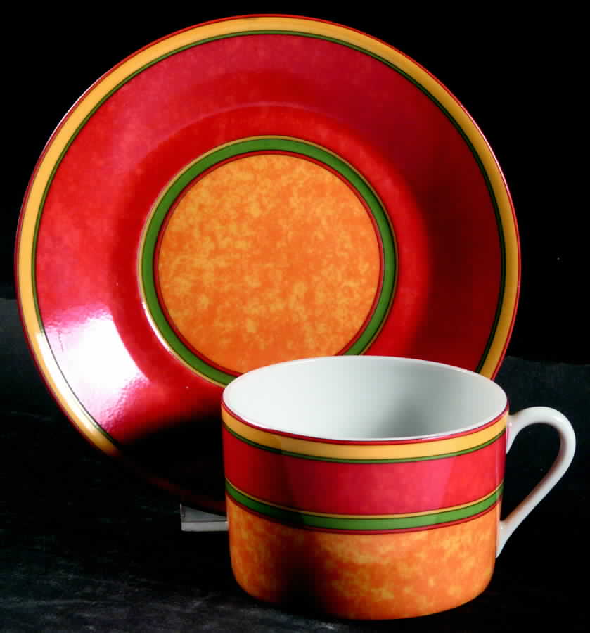 Terra Nova Flat Cup & Saucer Set by Laure Japy-1
