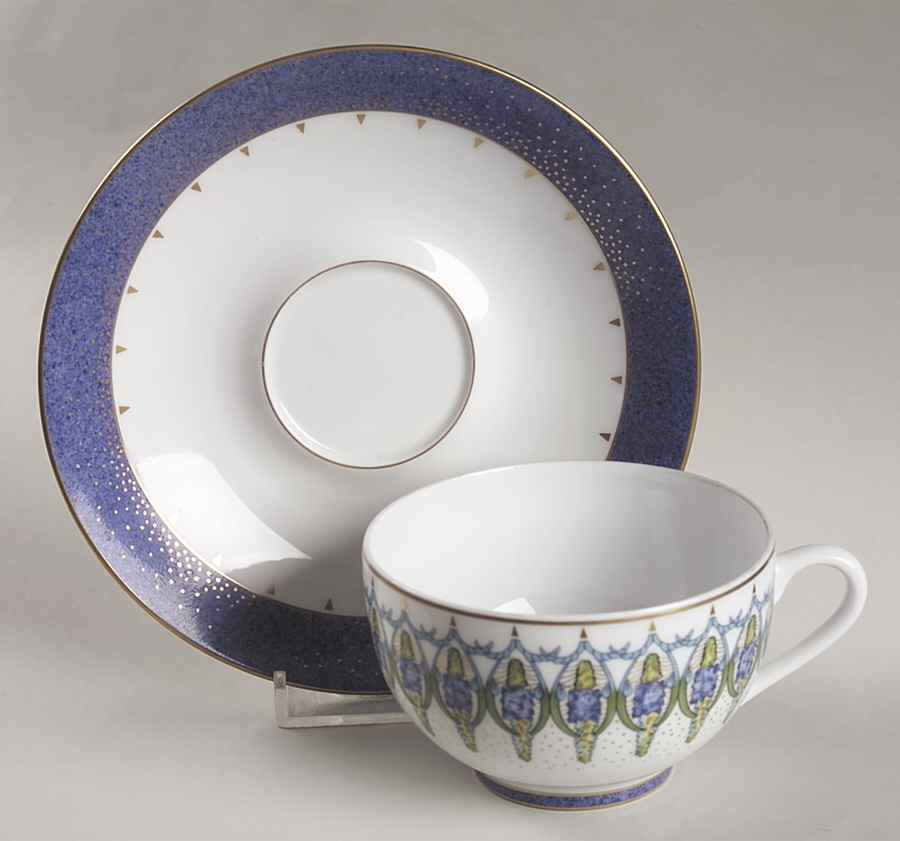 Lupins Flat Cup & Saucer Set by Lalique-1