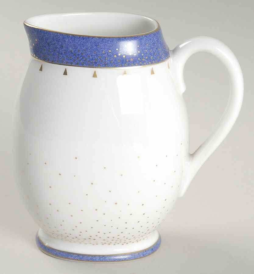 Lupins Creamer by Lalique-1