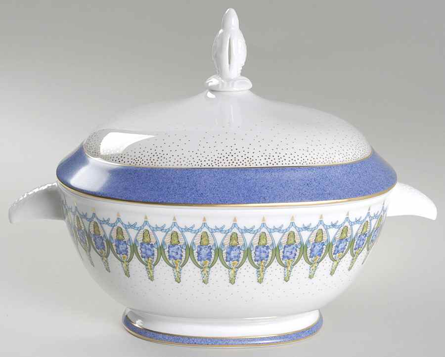 Lupins Oval Covered Vegetable by Lalique-1
