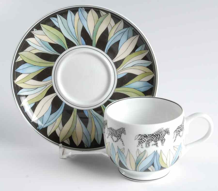 Savane Footed Demitasse Cup & Saucer Set by Lalique-1
