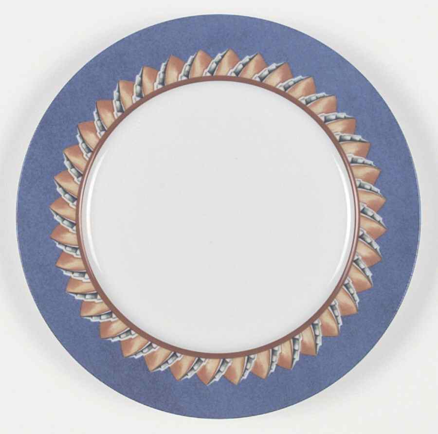 Soleil Salad Plate by Lalique-1