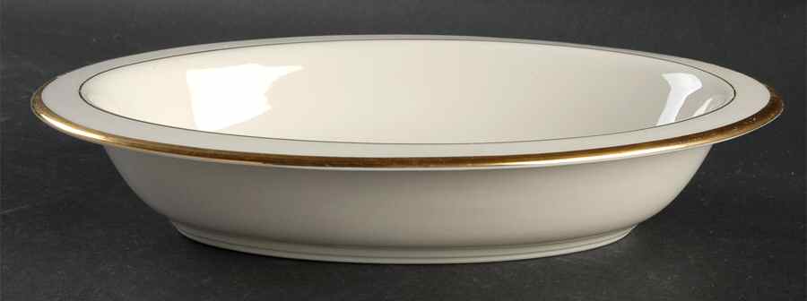 Colonial 10" Oval Vegetable Bowl by Lamberton-1