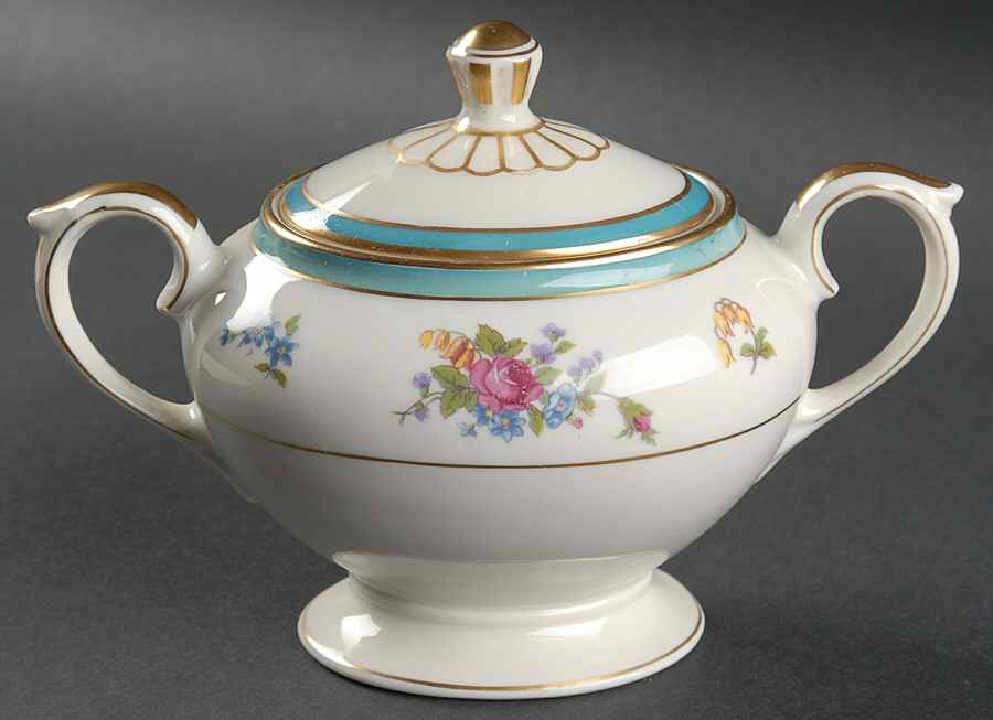Elizabeth Leigh Sugar Bowl & Lid by Lamberton-1