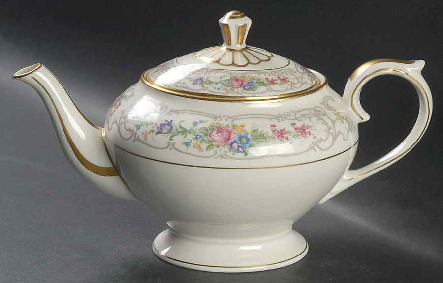 Flora Teapot & Lid by Lamberton-1