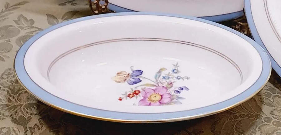 Hawthorne 10" Oval Vegetable Bowl by Lamberton-1