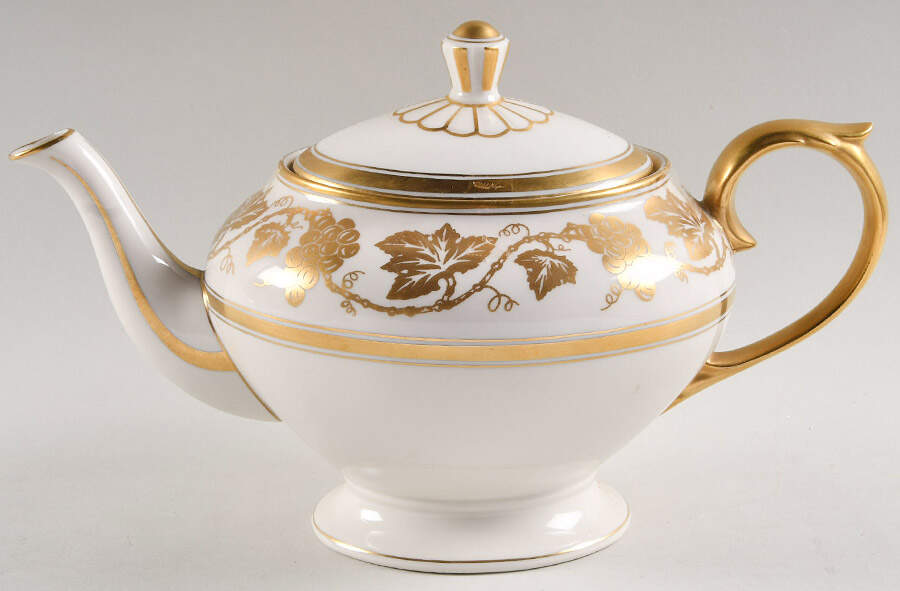 LAM13 Teapot & Lid by Lamberton-1