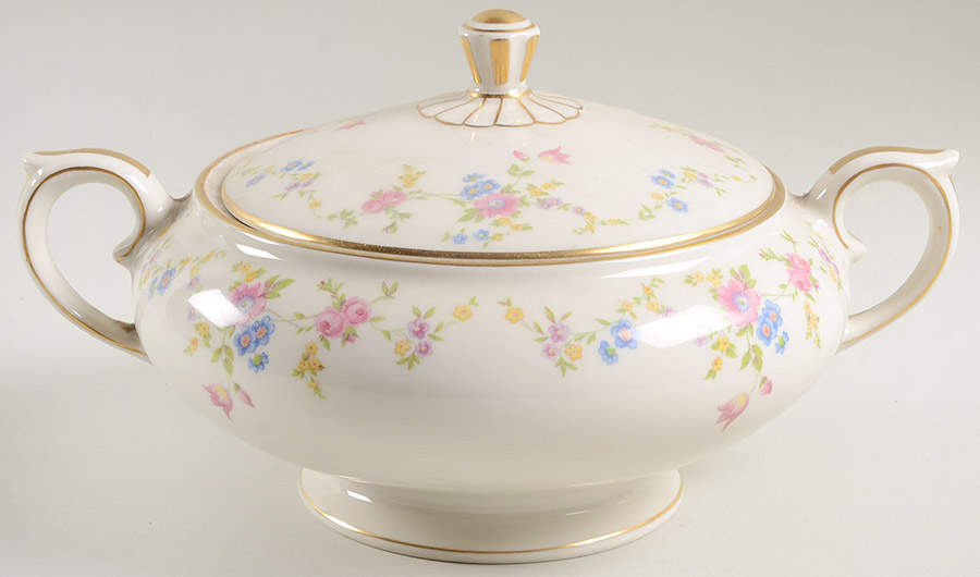 Marianna Round Covered Vegetable by Lamberton-1