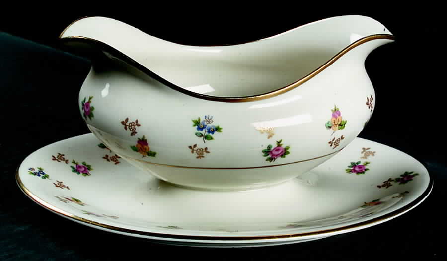 Molly Pitcher Gravy Boat with Attached Underplate by Lamberton-1