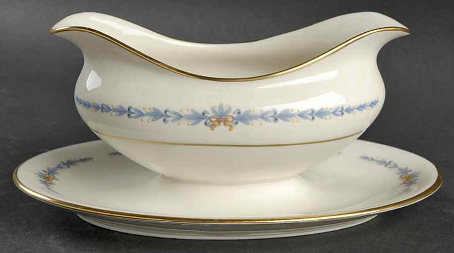 Natalie Gravy Boat with Attached Underplate by Lamberton-1