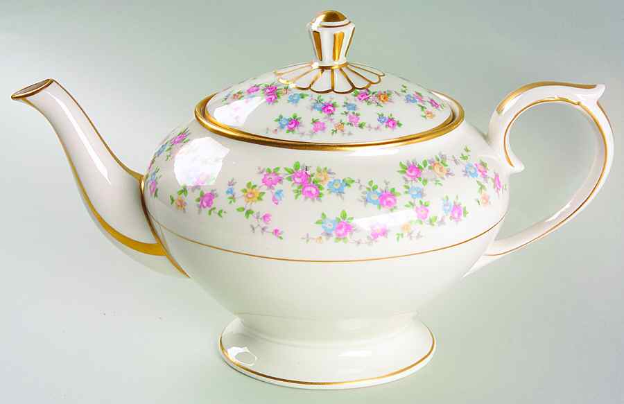 Reverie Teapot & Lid by Lamberton-1