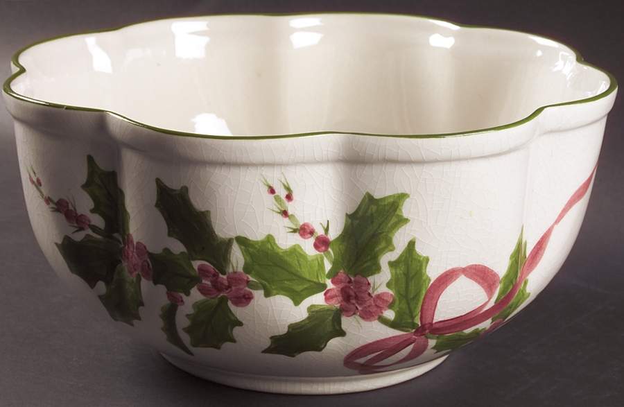 Holly (Green Trim) Fluted Bowl by Los Angeles-1