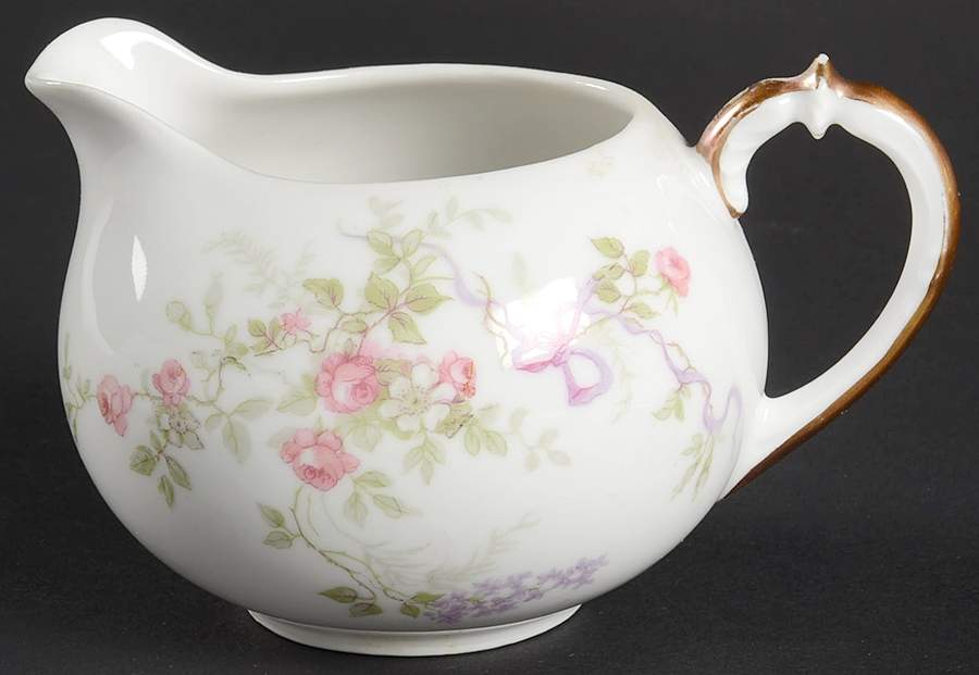 LAT5 Creamer by Latrille-1