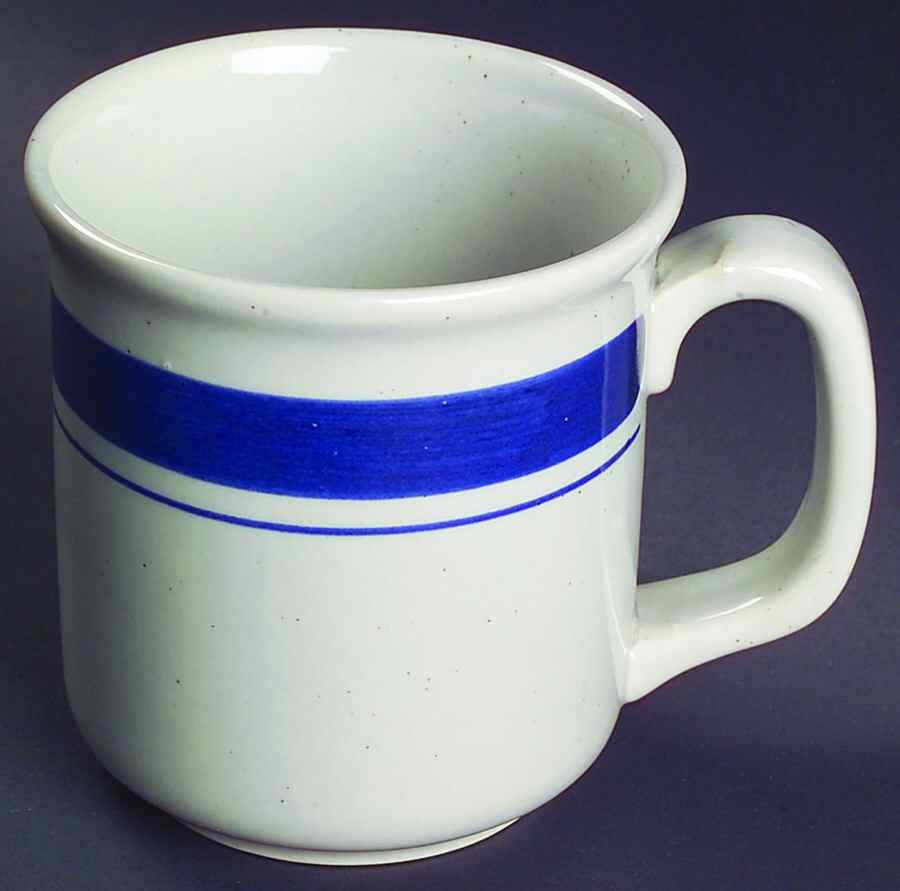 Blueberry Mug by Lauffer-1