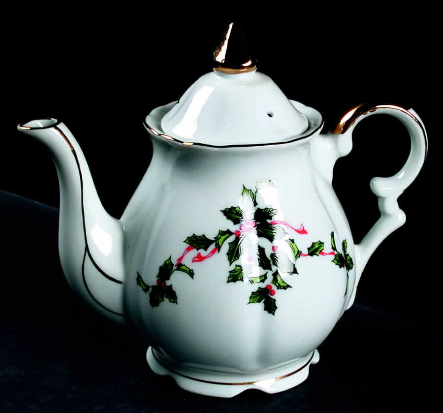 Boughs of Holly (SCALLOPED) Teapot & Lid by Lefton-1