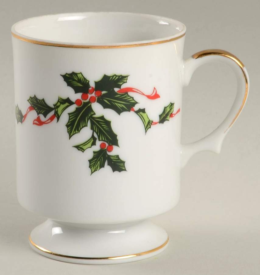 Boughs of Holly (SCALLOPED) Footed Mug by Lefton-1