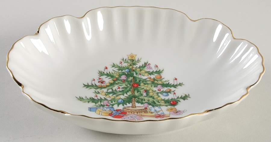 Christmas Tree Bon Bon by Lefton-1