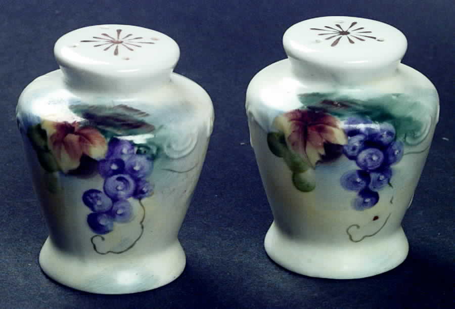 Festival Salt & Pepper Set by Lefton-1