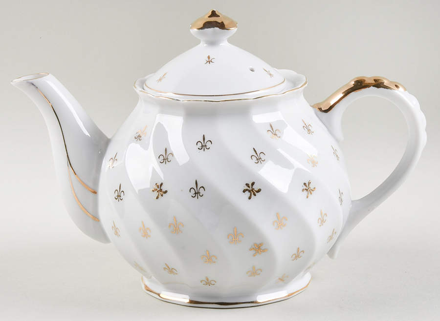 Fleur De Lis (Scalloped) Teapot & Lid by Lefton-1
