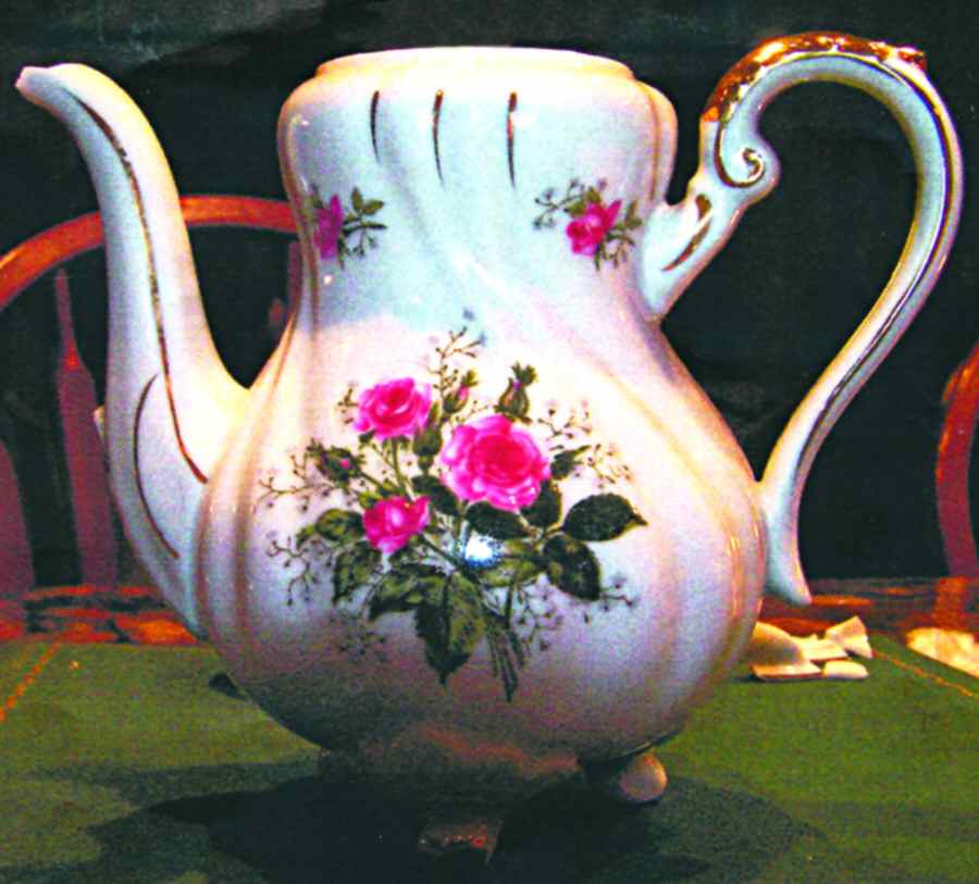 French Rose Teapot No Lid by Lefton-1