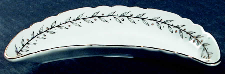 Golden Laurel Bone Dish by Lefton-1