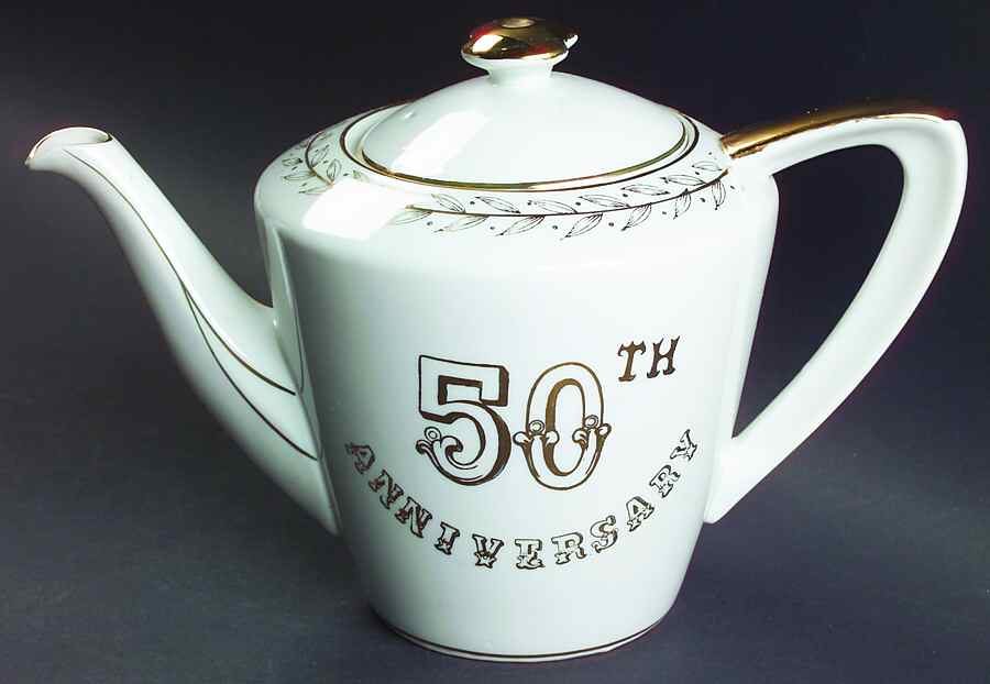 Golden Laurel Teapot & Lid by Lefton-1