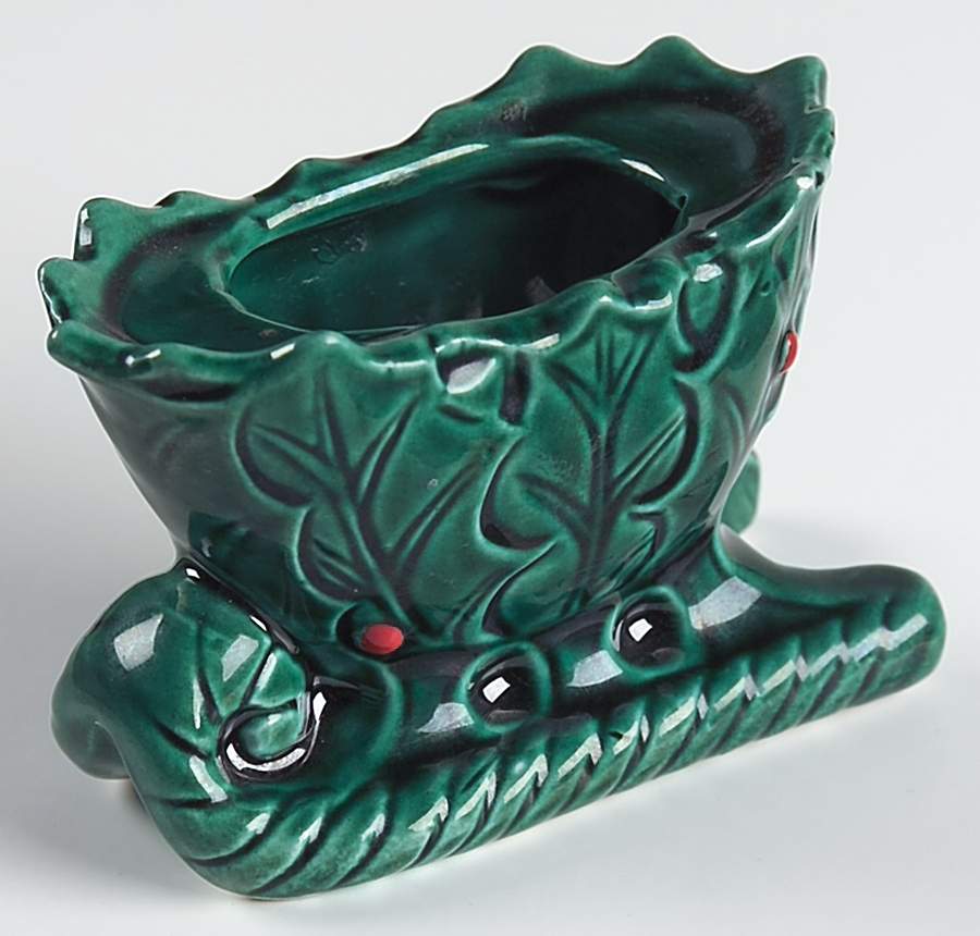 Green Holly Sleigh Figural Candlestick by Lefton-1