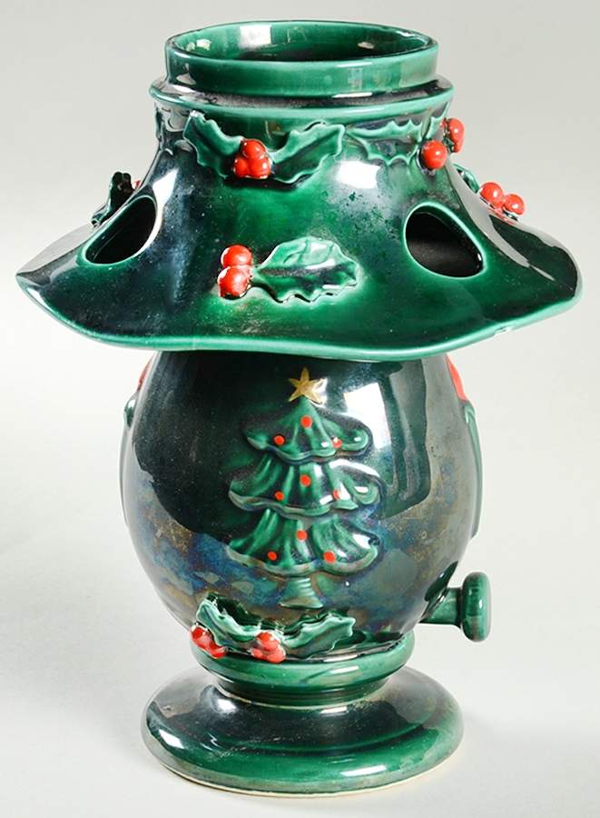 Green Holly 1-Piece Hurricane Candle Lamp by Lefton-1