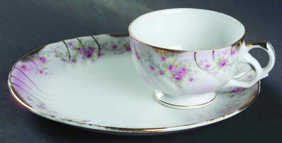 Heirloom Rose Snack Plate & Cup Set by Lefton-1