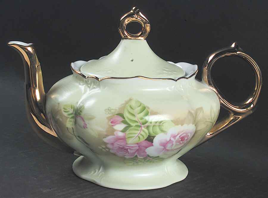 Heritage Green Teapot & Lid by Lefton-1