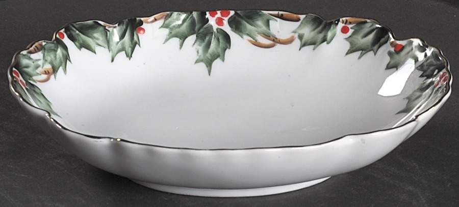 Holly Garland Bon Bon by Lefton-1