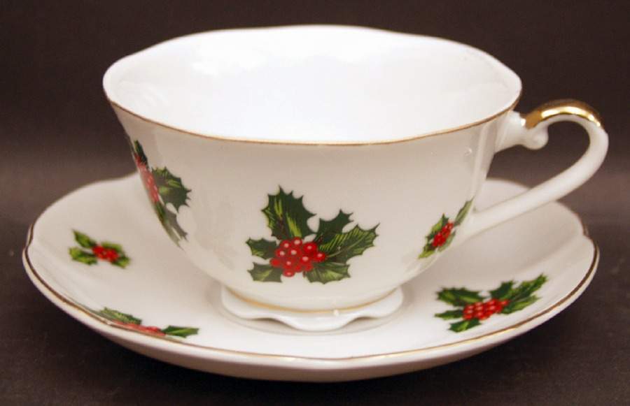 Holly Footed Cup & Saucer Set by Lefton-1