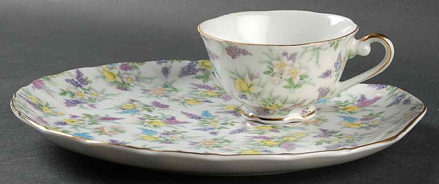 Lilac Chintz Snack Plate & Cup Set by Lefton-1
