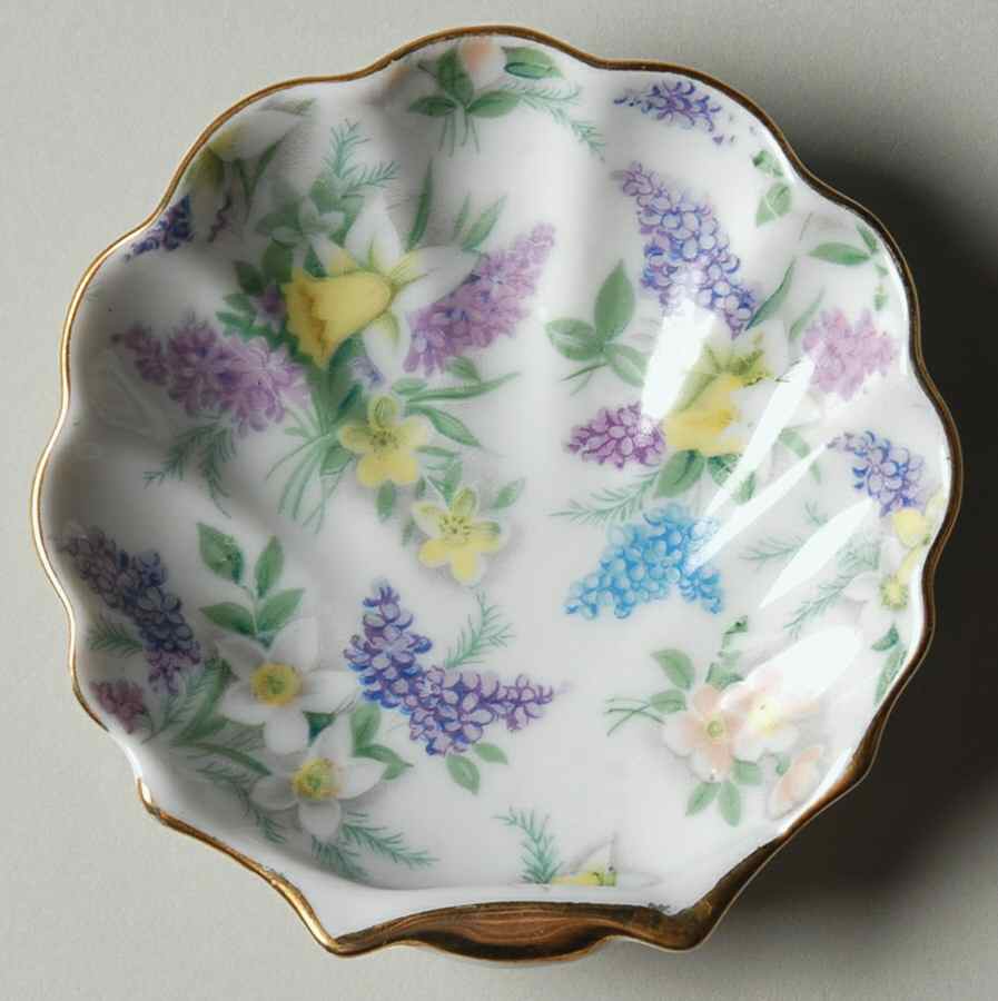 Lilac Chintz Shell Shaped Dish by Lefton-1