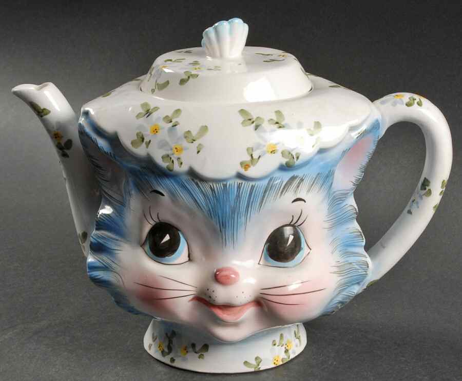 Miss Priss Teapot & Lid by Lefton-1