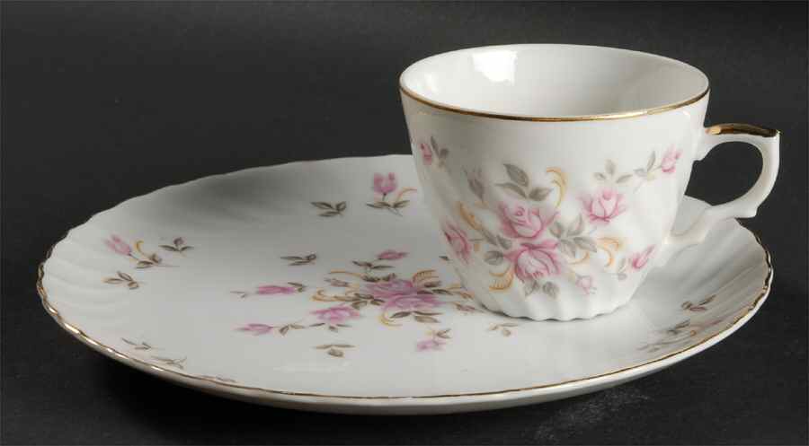 Moss Rose Snack Plate & Cup Set by Lefton-1
