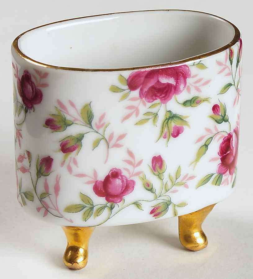 Rose Chintz Cigarette Holder by Lefton-1