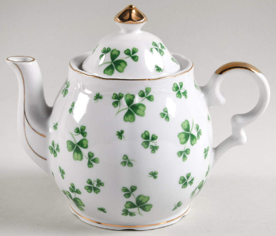 Shamrock St Patrick Musical Teapot & Lid by Lefton-1