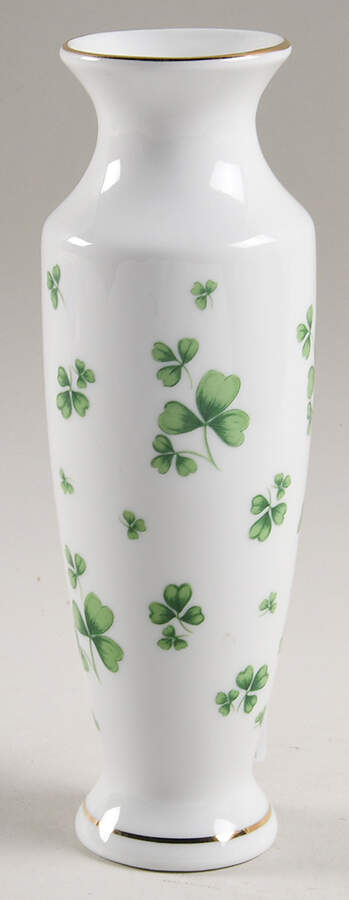 Shamrock St Patrick 7" Vase by Lefton-1