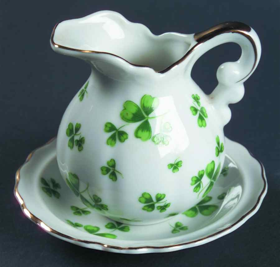 Shamrock St Patrick Miniature Pitcher and Bowl Set by Lefton-1