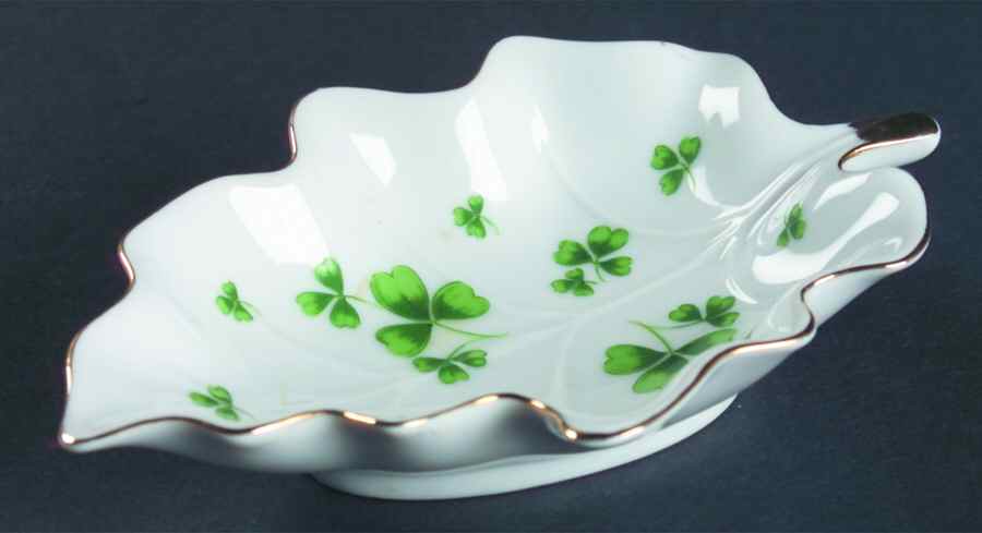Shamrock St Patrick Leaf Shaped Dish by Lefton-1