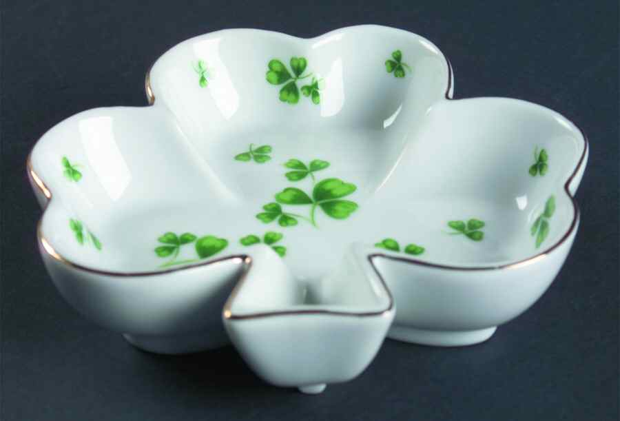 Shamrock St Patrick Clover Shaped Dish by Lefton-1